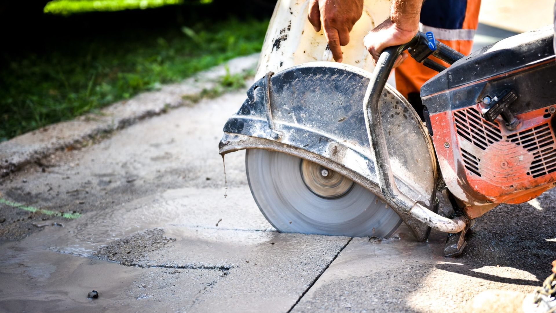 How Can Slab Cutting Services Streamline Your Building Projects?
